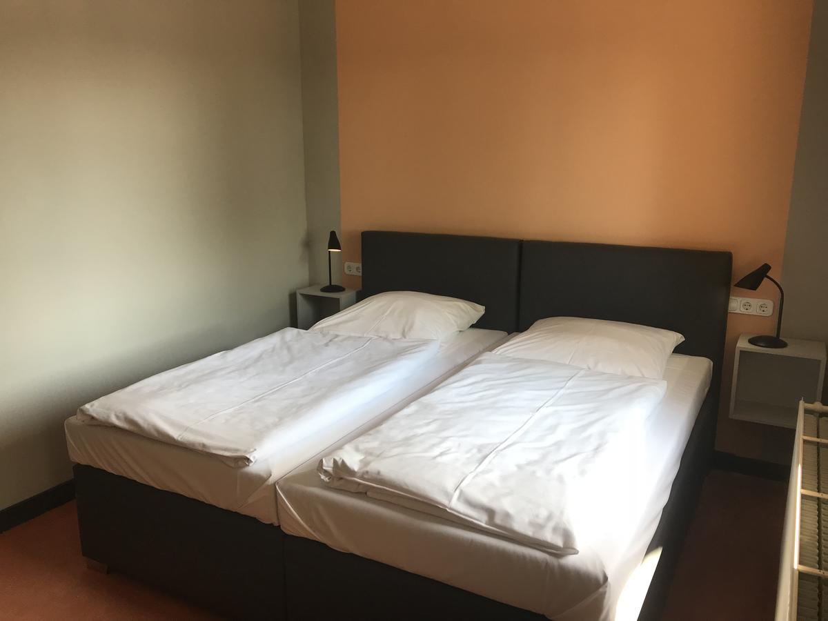 Hotel Kipphut Sarstedt Eksteriør bilde