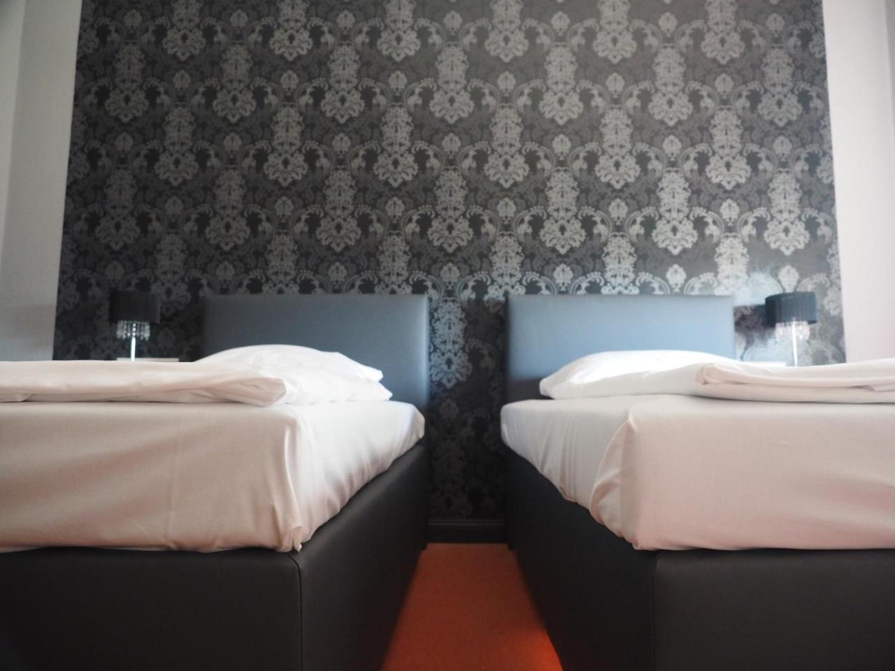 Hotel Kipphut Sarstedt Eksteriør bilde
