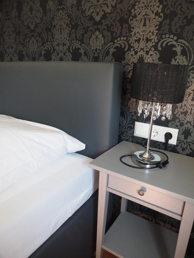 Hotel Kipphut Sarstedt Eksteriør bilde